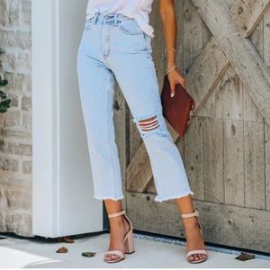 VICI DOLLS HIGH RISE DISTRESSED DENIM JEANS - NWT